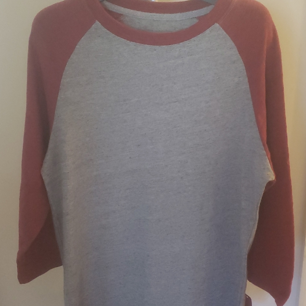 Merona Small Red and Gray Teeshirt